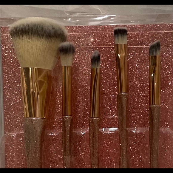 5 piece Cosmetic Brush Set - Picture 2 of 4